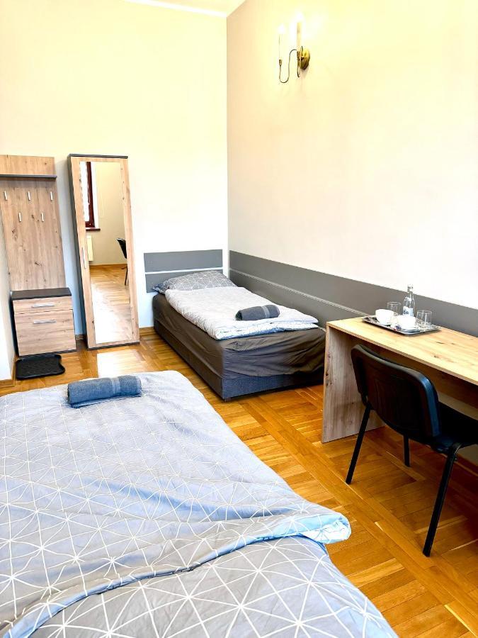Hostel Va Bank Rzeszow Exterior photo